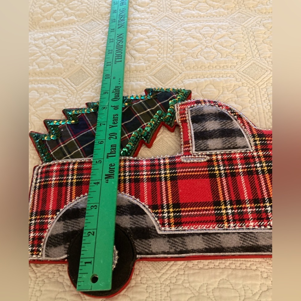 Christmas The Old Fashion Way! Super Detailed Cloth Front w 2 Wall Hangers - Picture 7 of 7